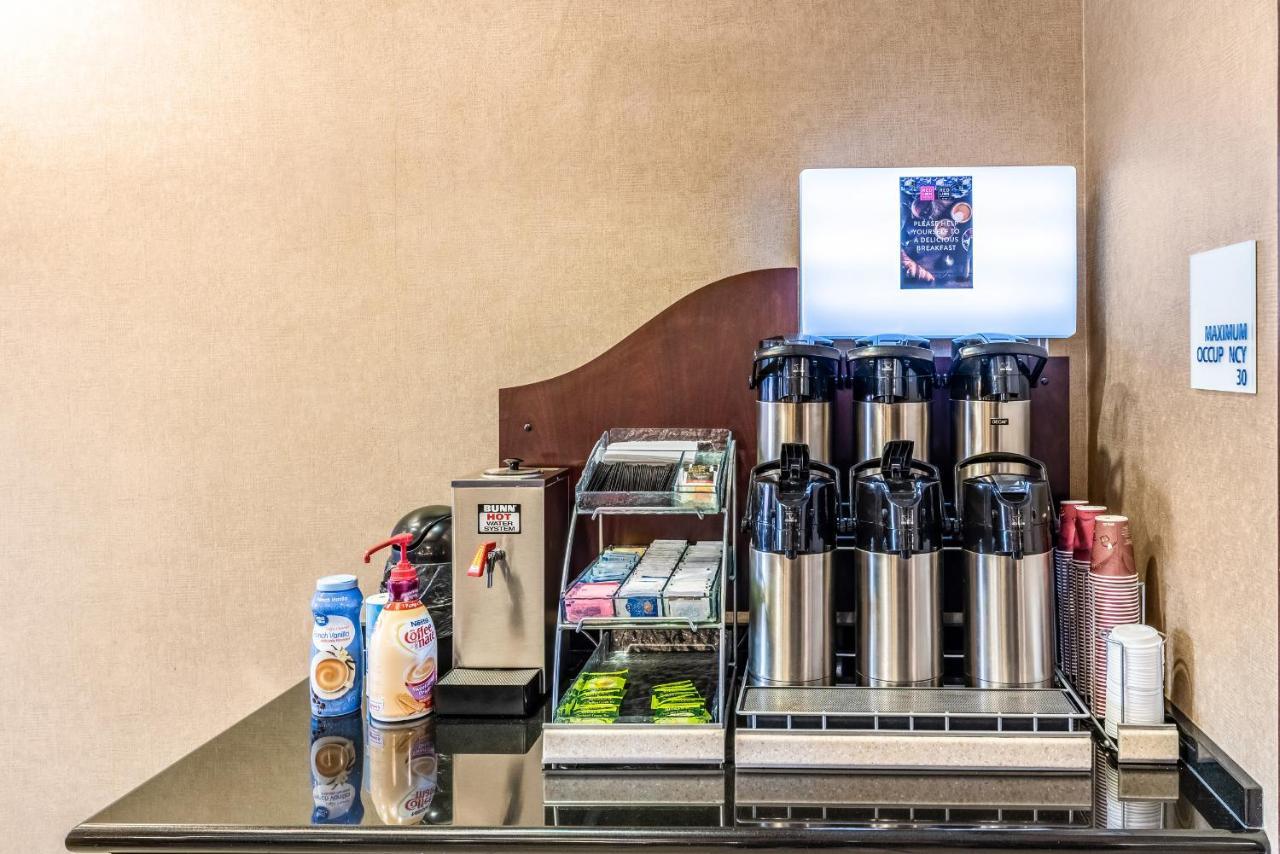 Red Lion Inn & Suites Mineral Wells Luaran gambar